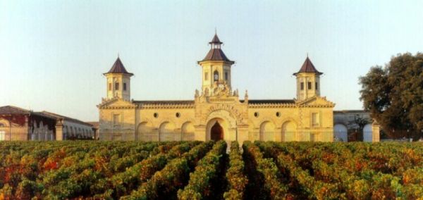 CHÂTEAU COS D'ESTOURNEL